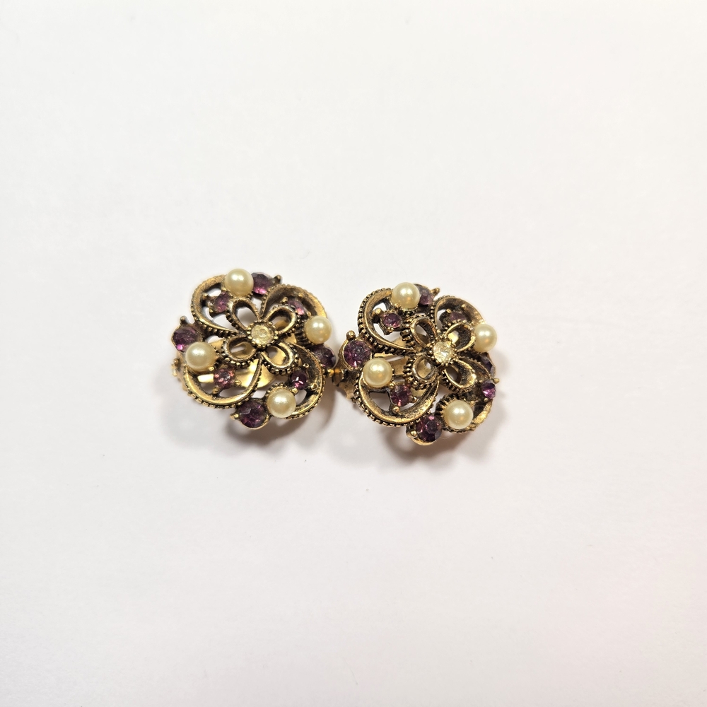 Vintage Signed Lisner Purple Violet Rhinestone Earrings - Clip-ons, Gold Tone